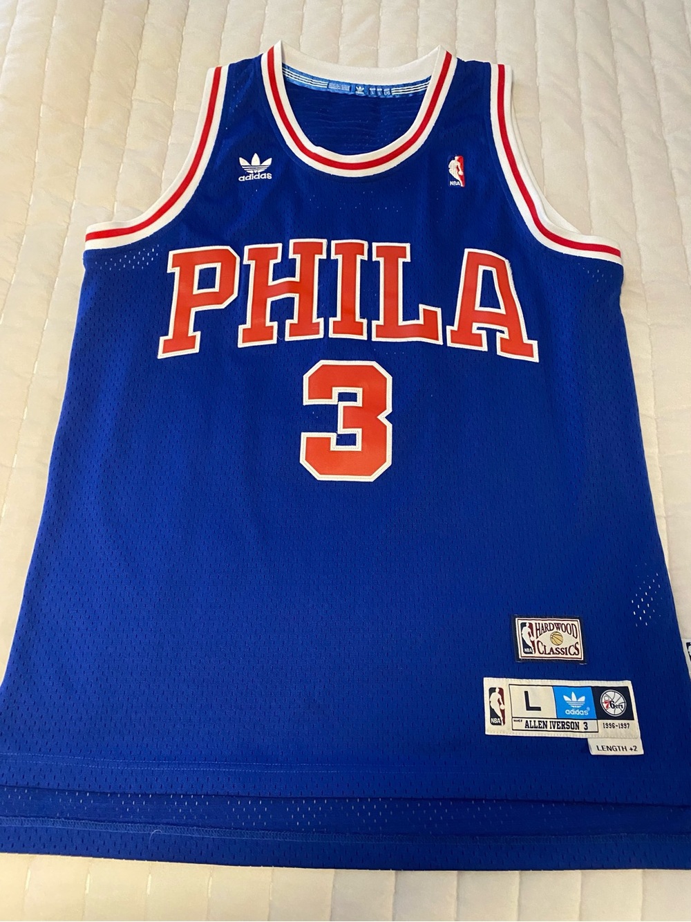 Vintage Adidas Allen Iverson Hardwood Classics PHILA #3 Basketball Jersey